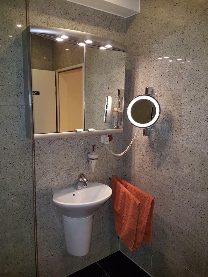 Wohnen Im Souterrain Einer Villa Herdecke Exteriör bild