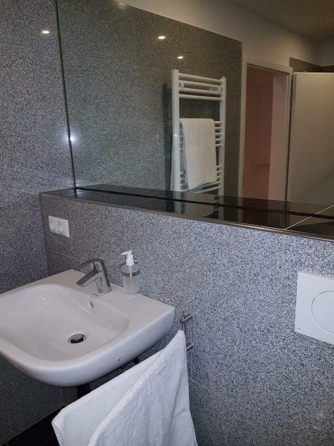 Wohnen Im Souterrain Einer Villa Herdecke Exteriör bild